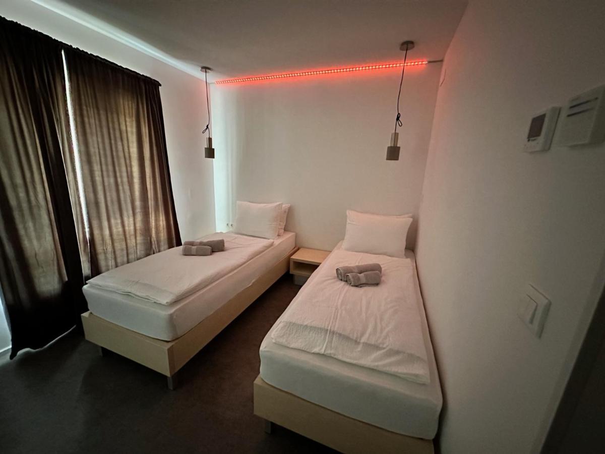 Villa Magdalena Apartments & Rooms マリボル エクステリア 写真