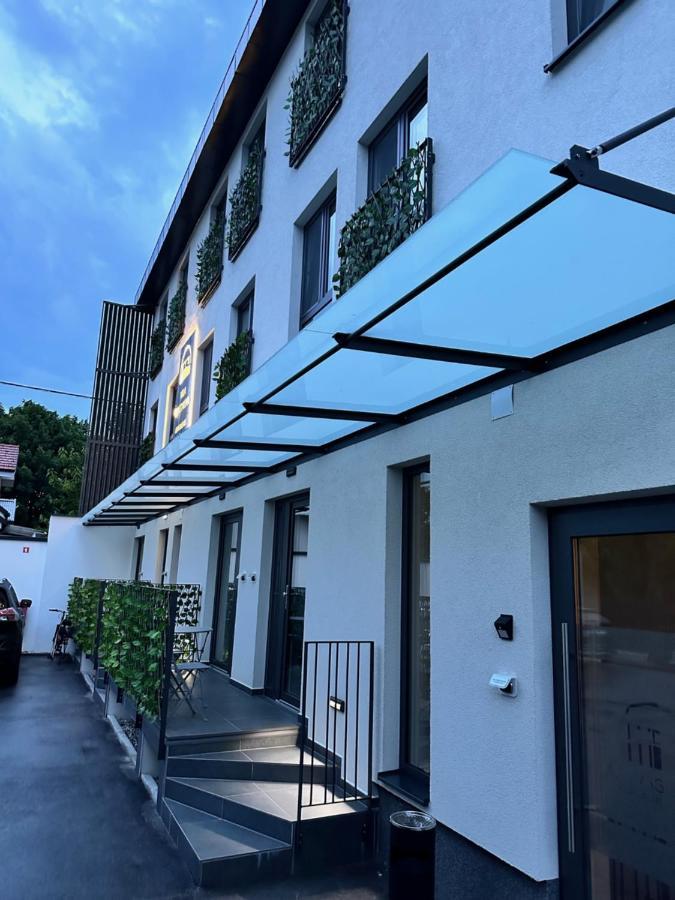 Villa Magdalena Apartments & Rooms マリボル エクステリア 写真